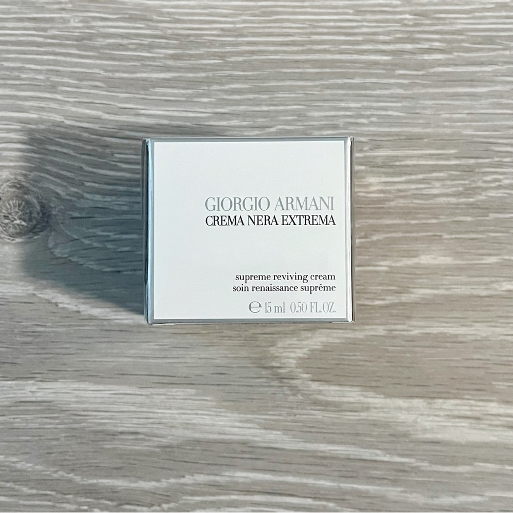 Armani Crema Nera